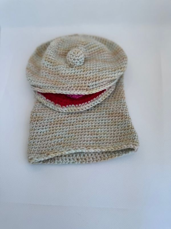 Mottled beige breast feeding puppet